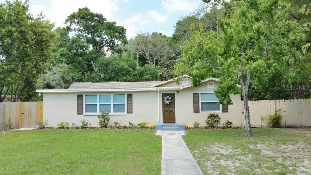 1706 SE Lambright St., Tampa, FL 33610