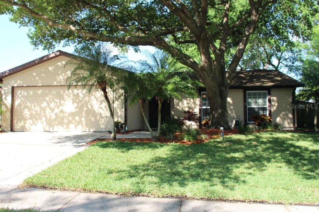 1420 Shadow Bay Ln., Brandon, FL 33510