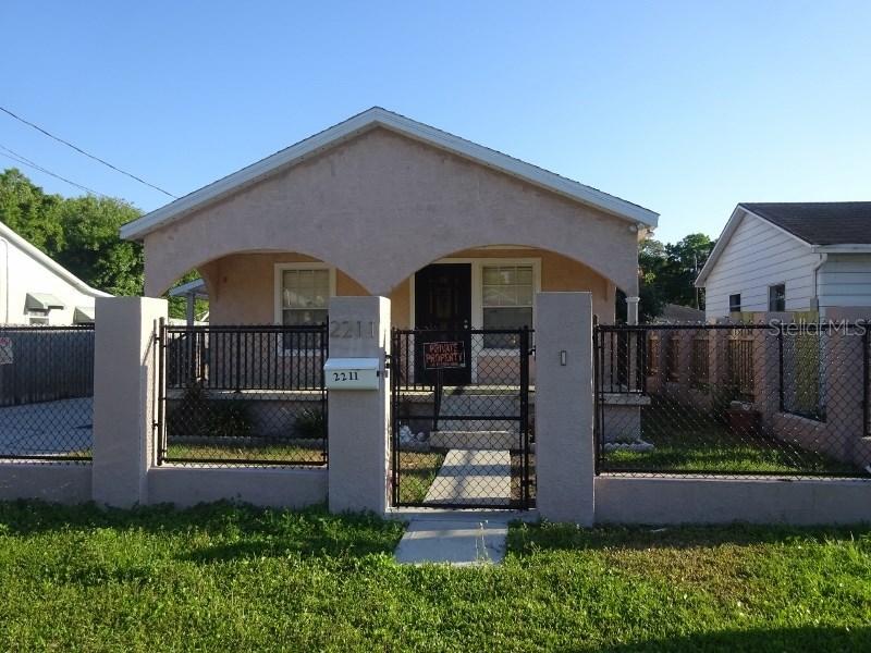 2211 Thrace St., Tampa, FL 33605