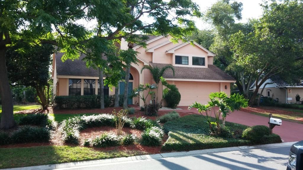 2708 Buckhorn Oaks Dr., Valrico, FL 33594