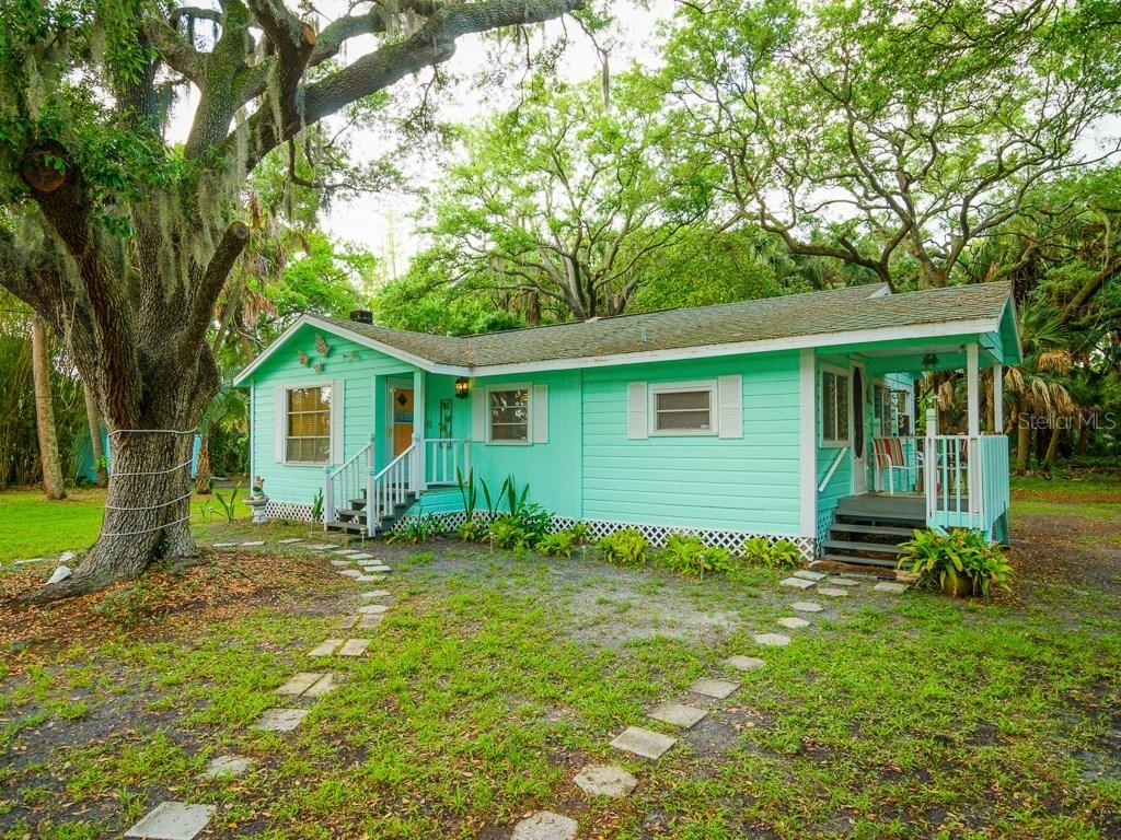 8010 Riverview Dr., Riverview, FL 33578