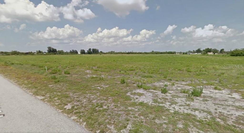 Manatee Ave., Ruskin, FL 33570