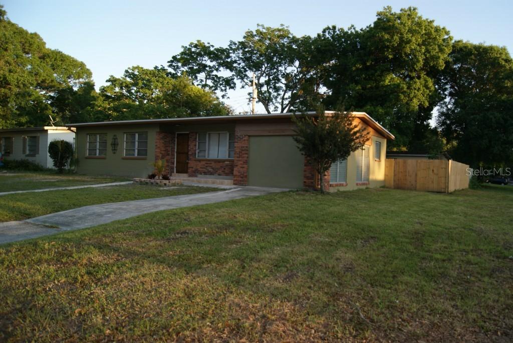 2001 E Robson St., Tampa, FL 33610