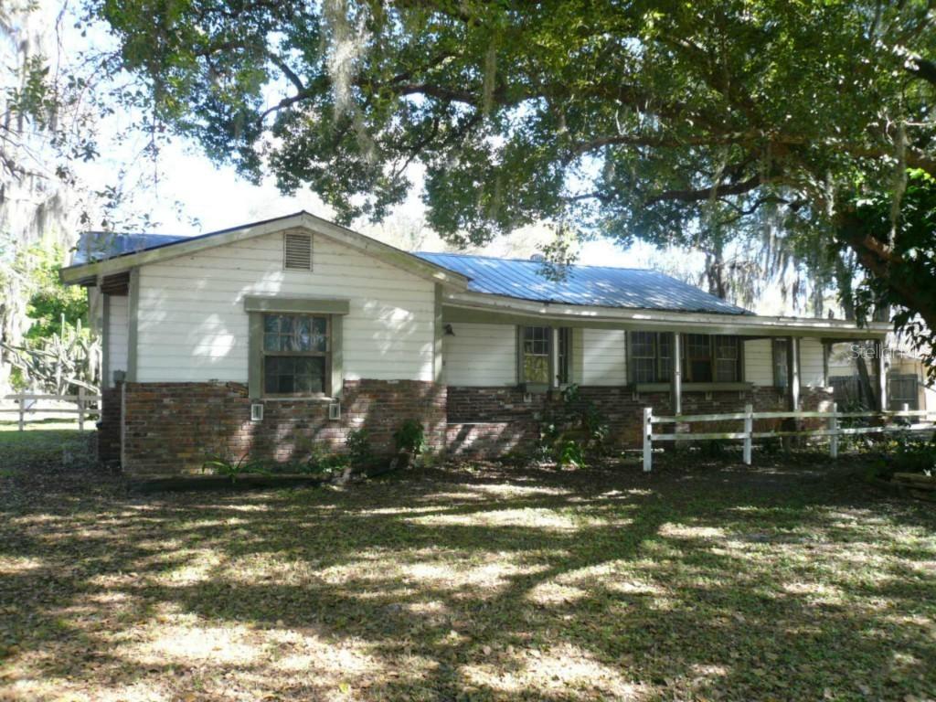 19119 Holly Ln., Lutz, FL 33548