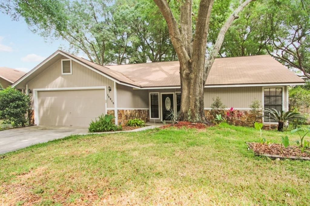 15915 Shawver Lake Dr., Lutz, FL 33549