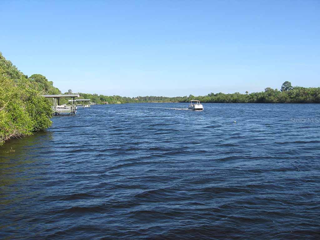 2426 7th St., Ruskin, FL 33570