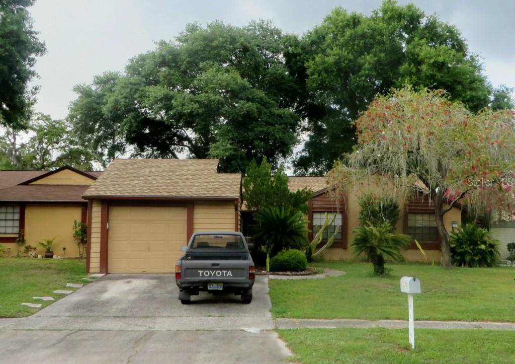 3232 Fox Lake Dr., Tampa, FL 33618