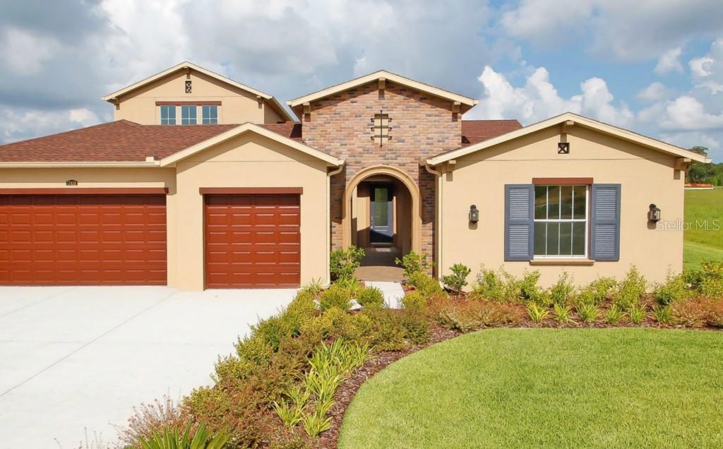 17824 Newcastle Field Dr., Lutz, FL 33559