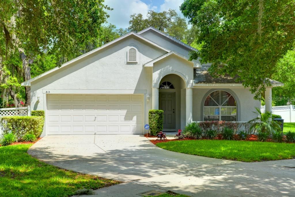 815 Straw Lake Dr., Brandon, FL 33510