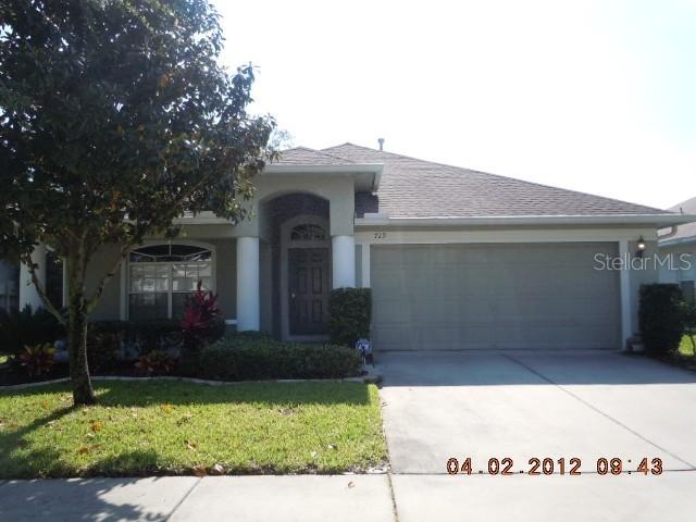 729 Straw Lake Dr., Brandon, FL 33510