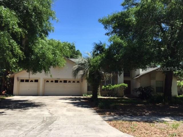 17905 Singing Wood Pl., Lutz, FL 33548