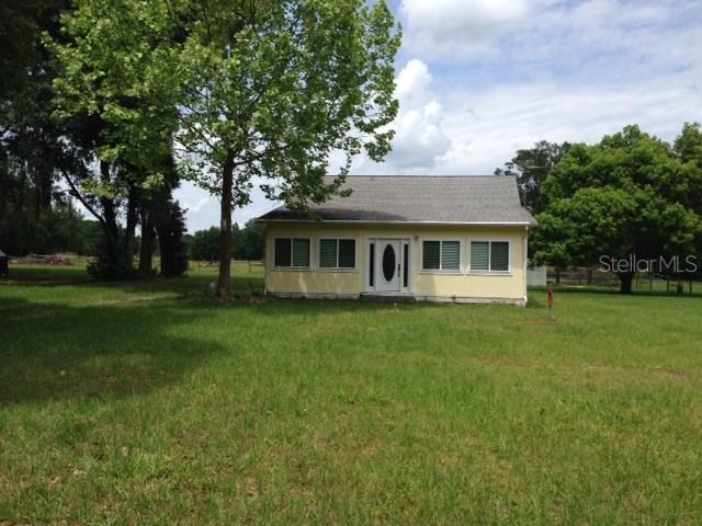 6811 Lumberton Rd., Zephyrhills, FL 33540