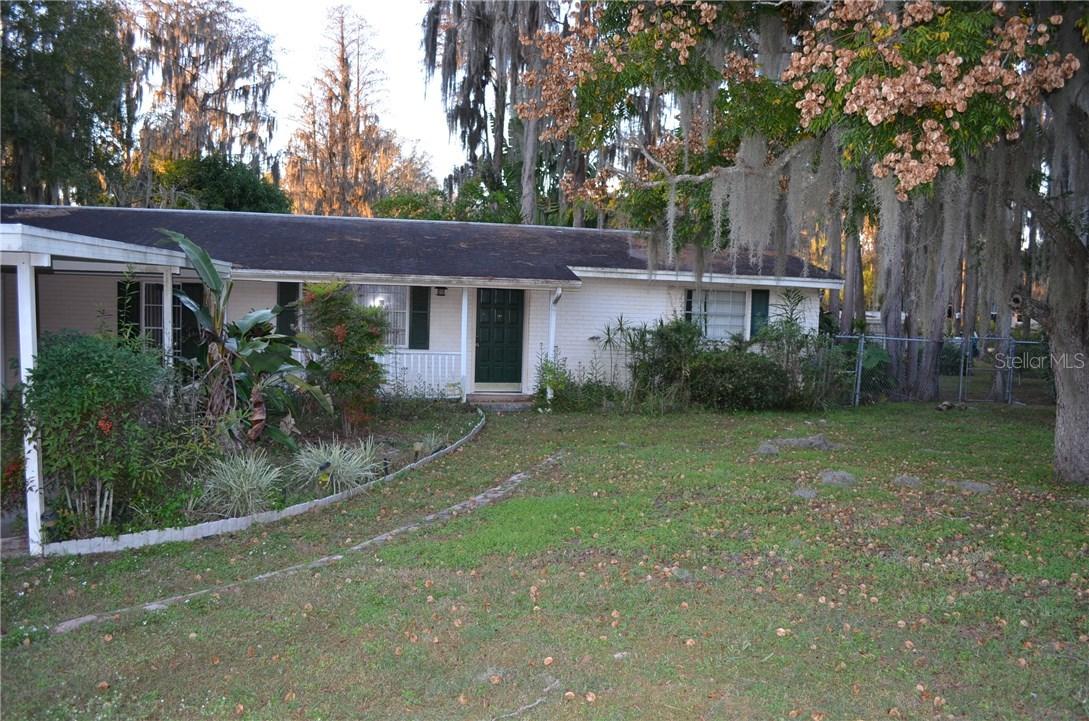 2611 Wilson Cir., Lutz, FL 33548