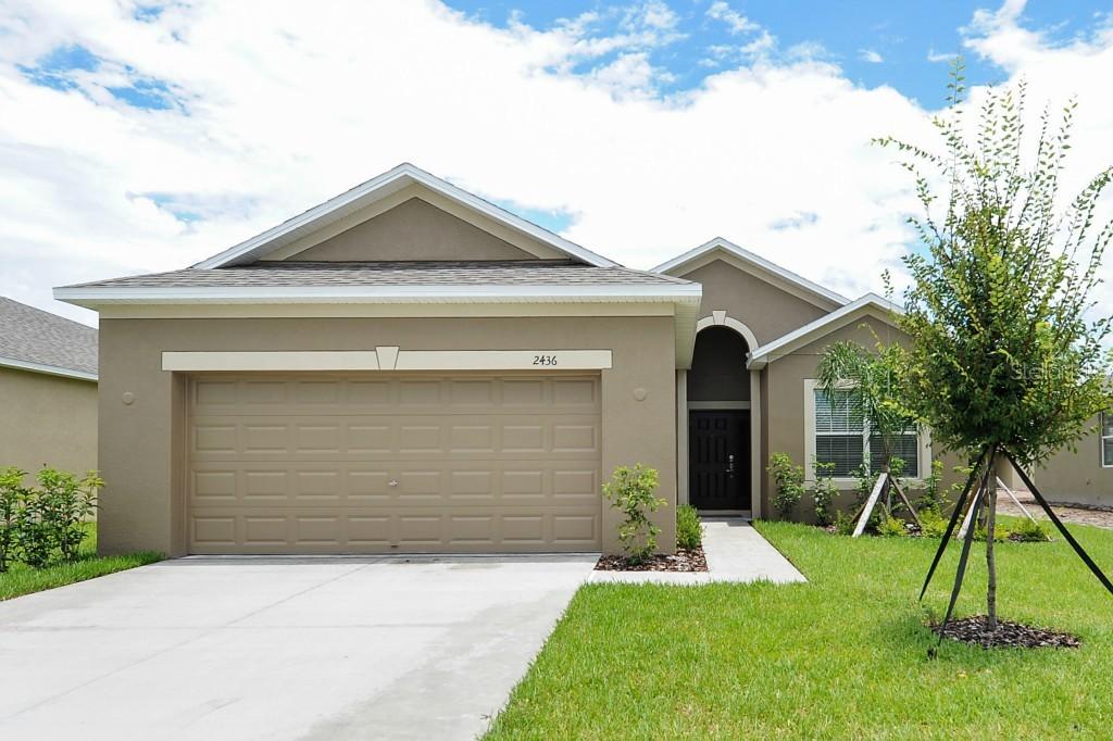 930 Meadow Glade Dr., Ruskin, FL 33570