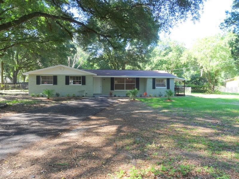 2721 Viola Ln., Valrico, FL 33594