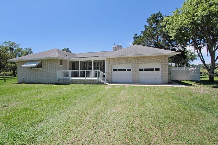 15424 E Lake Burrell Dr., Lutz, FL 33549