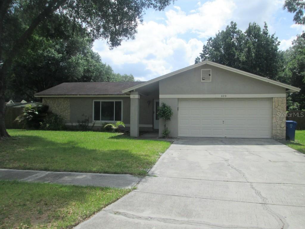 619 Pine Forest Dr., Brandon, FL 33511
