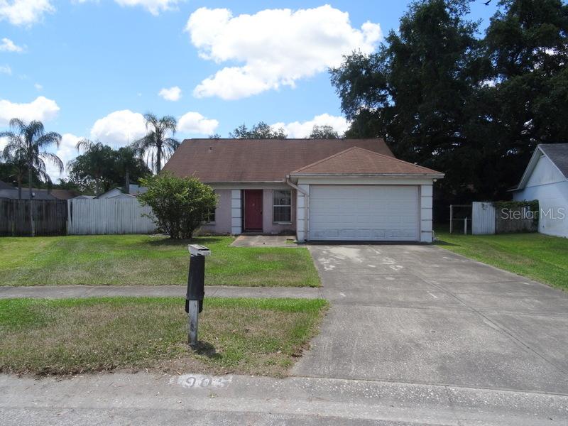 1905 Rudder Dr., Valrico, FL 33594