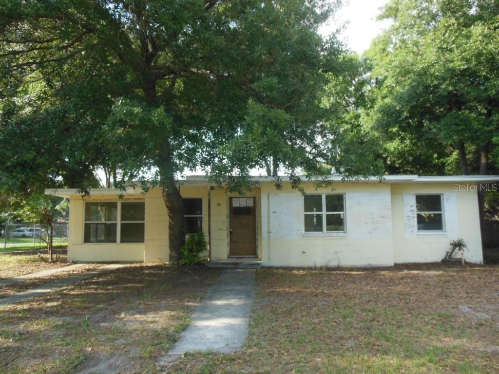 2724 Avenue J, Winter Haven, FL 33881