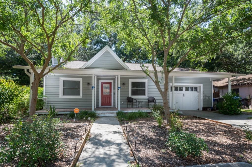 15916 Shawver Lake Dr., Lutz, FL 33549