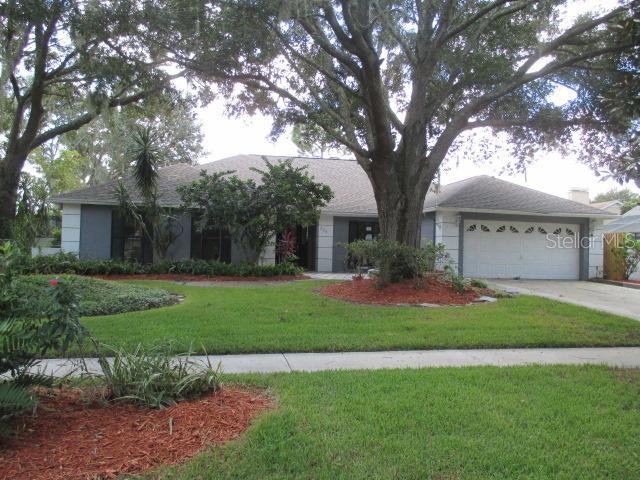 524 Old Grove Dr., Lutz, FL 33548