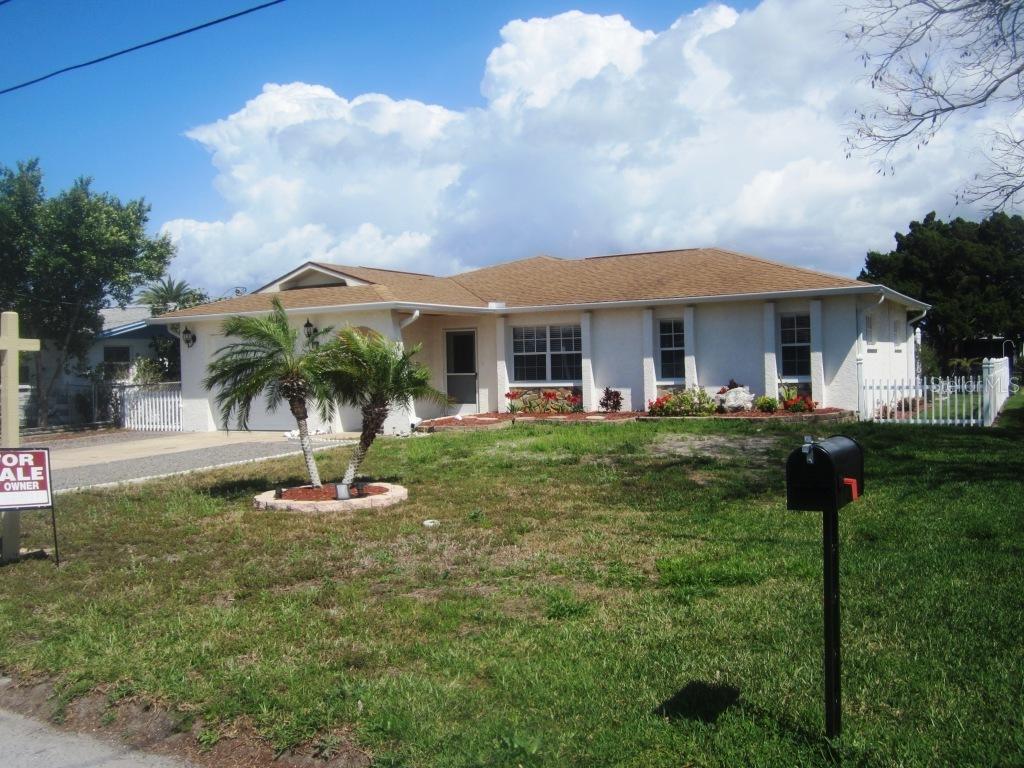 13540 Jennita Dr., Hudson, FL 34667