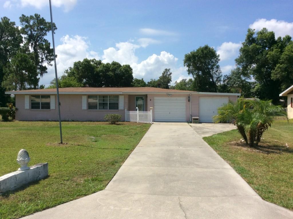 210 6th Ave., Ruskin, FL 33570