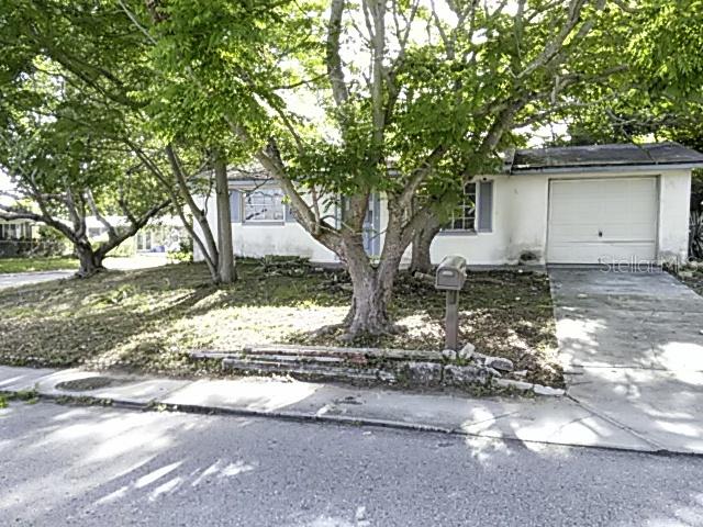 9320 Mark Twain Ln., Port Richey, FL 34668