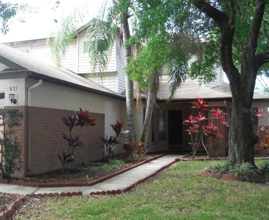 1821 Erin Brooke Dr., Valrico, FL 33594