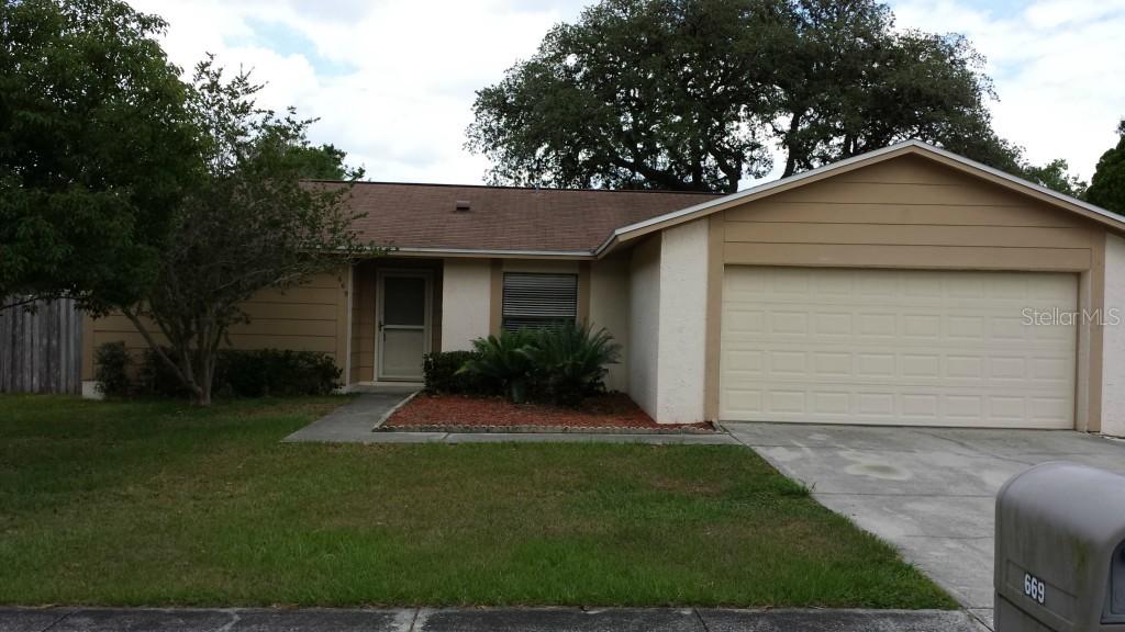 669 Bryan Terrace Dr., Brandon, FL 33511