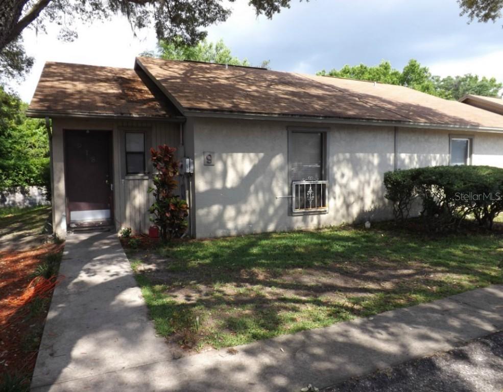 918 Otto Villa Pl. #9, Tampa, FL 33612