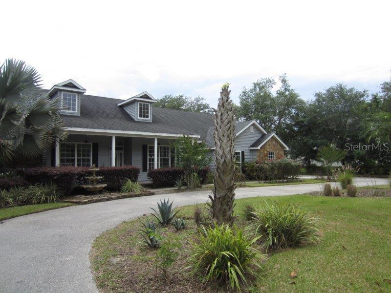 3413 Melissa Country Way, Lutz, FL 33559