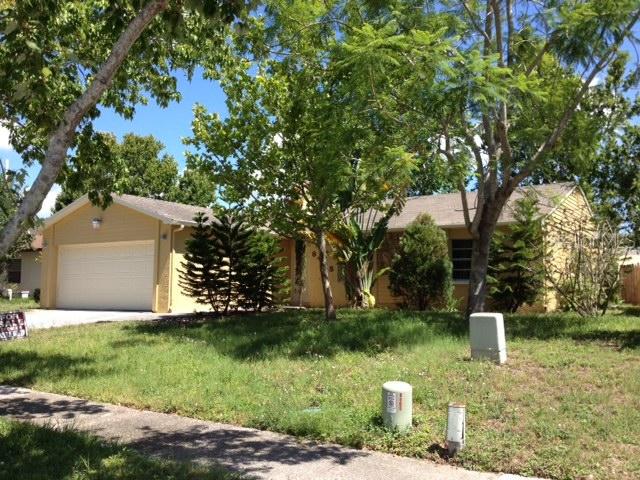 8405 Somerset Dr., Largo, FL 33773