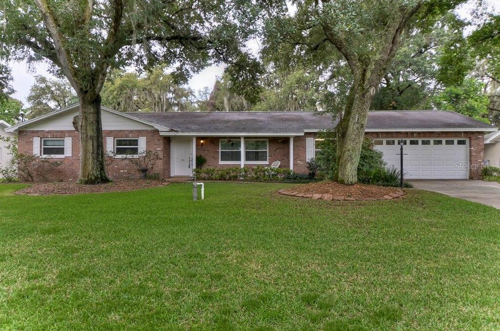 115 W Anglewood Dr., Brandon, FL 33511