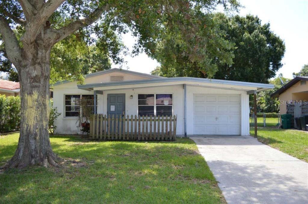 1220 23rd Ave., Palmetto, FL 34221