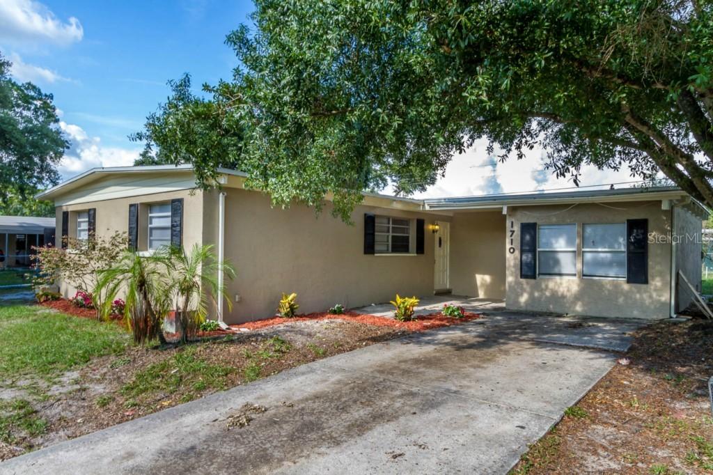 1710 Wishing Well Way, Tampa, FL 33619