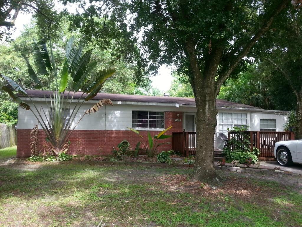 9308 N Oakleaf Ave., Tampa, FL 33612