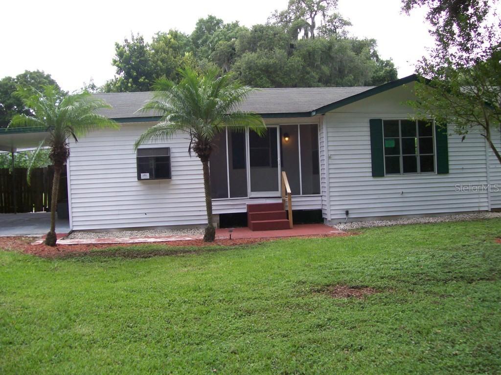 1801 Lakeview Ave., Seffner, FL 33584