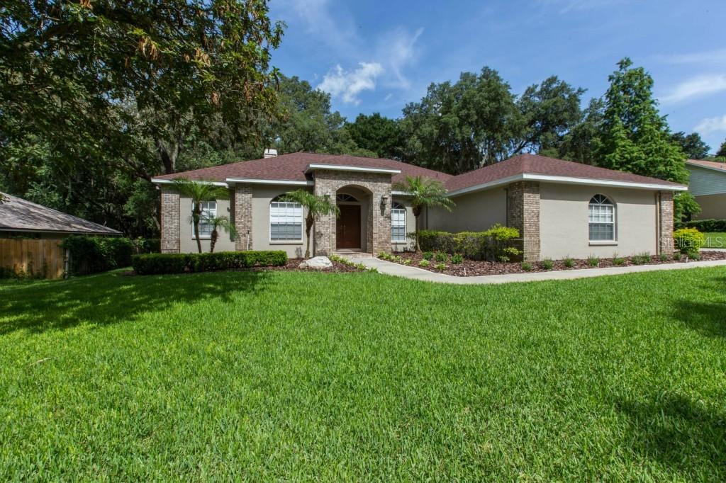 430 Summit Chase Dr., Valrico, FL 33594