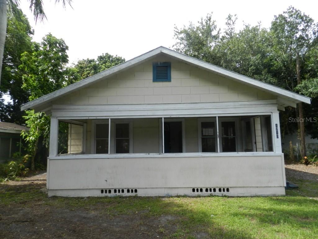 1210 23rd Ave., Bradenton, FL 34205
