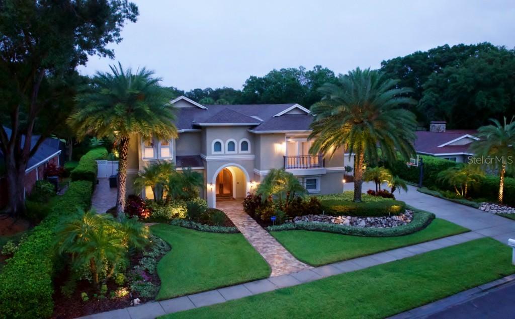 13309 Meadowwood Ct., Tampa, FL 33618