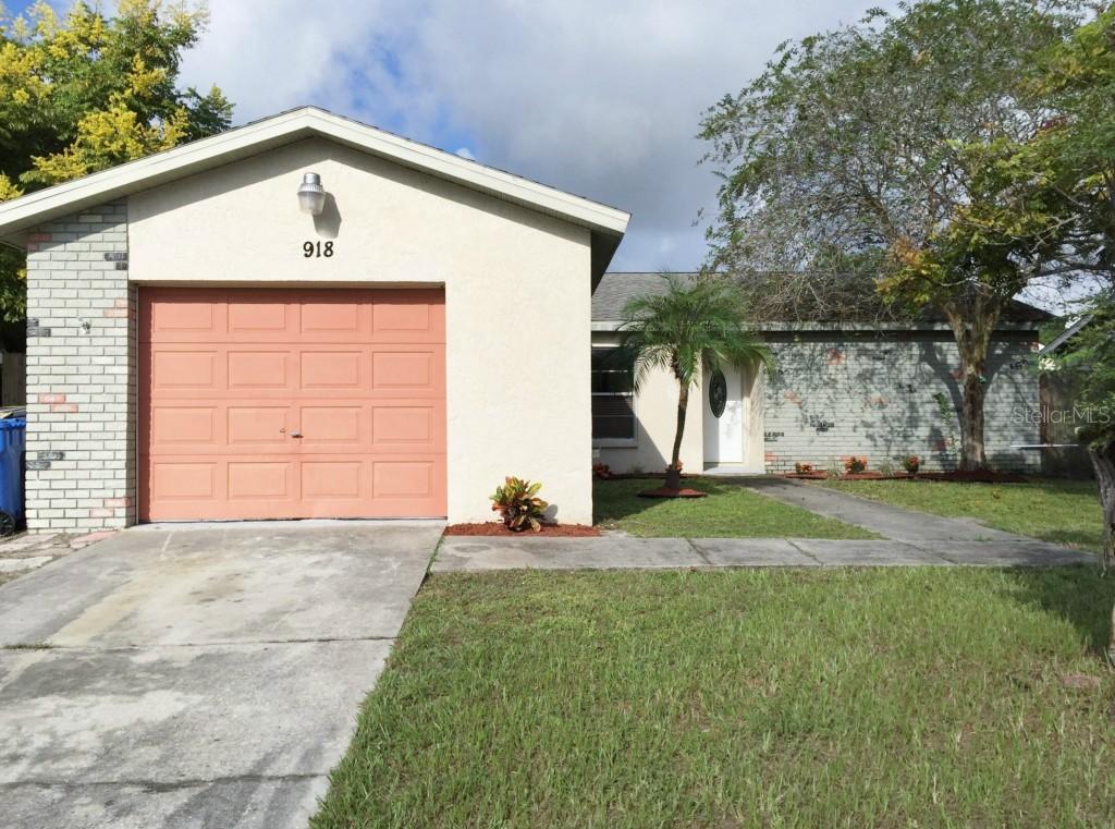 918 Axlewood Cir., Brandon, FL 33511