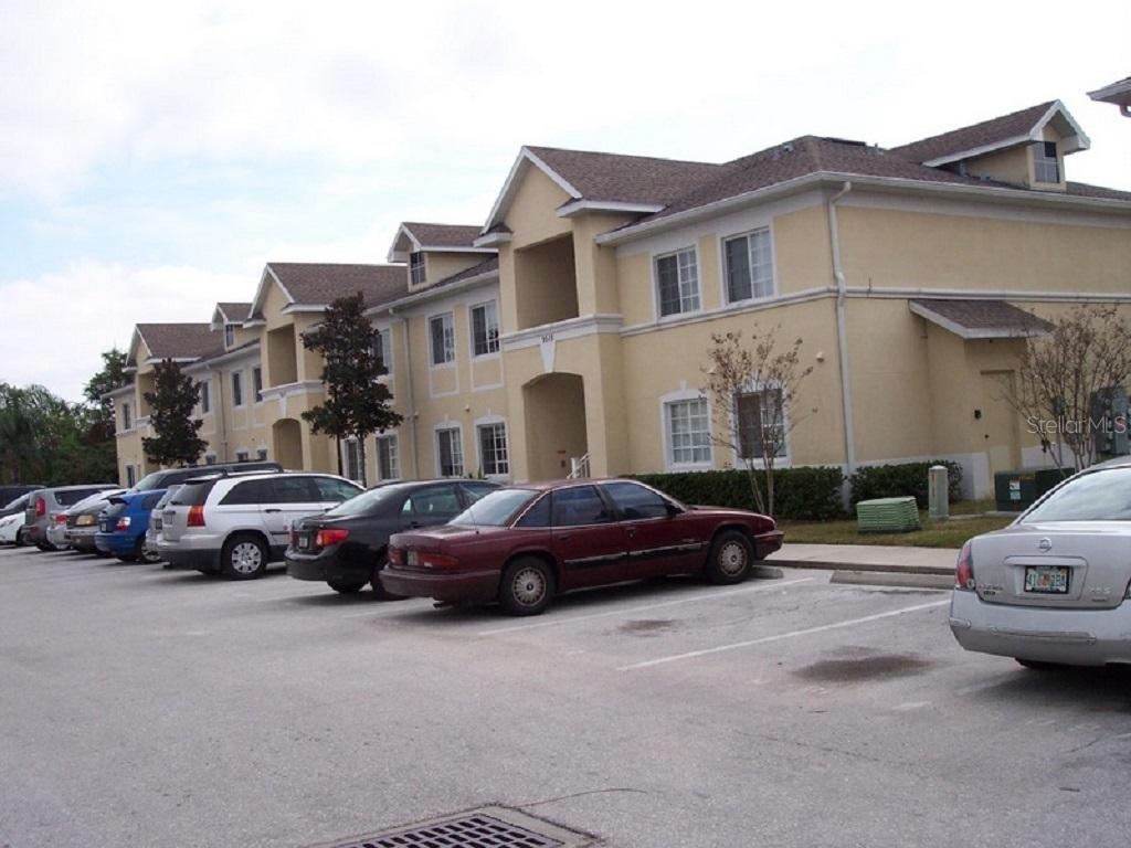 9517 Amberdale Ct. #202, Riverview, FL 33578