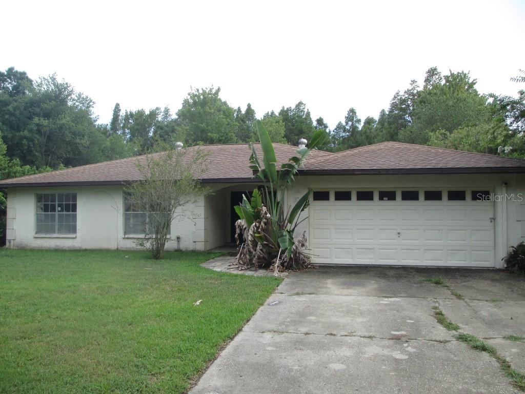 4725 Debbie Ln., Lutz, FL 33559