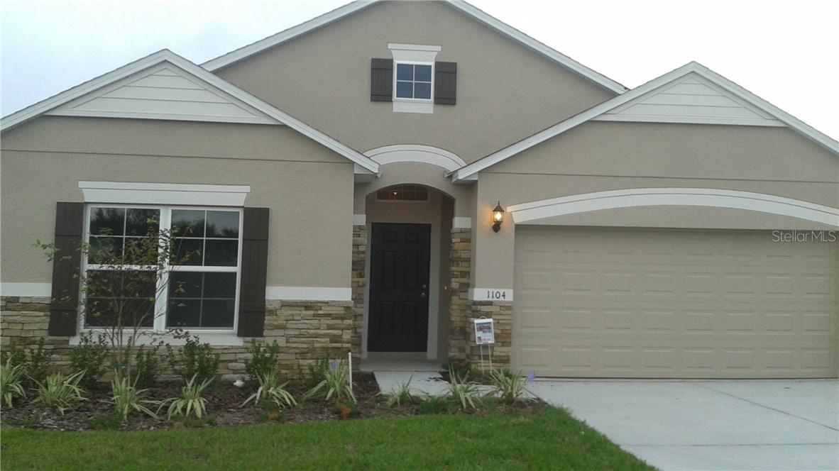 1104 Kellogg Dr., Tavares, FL 32778