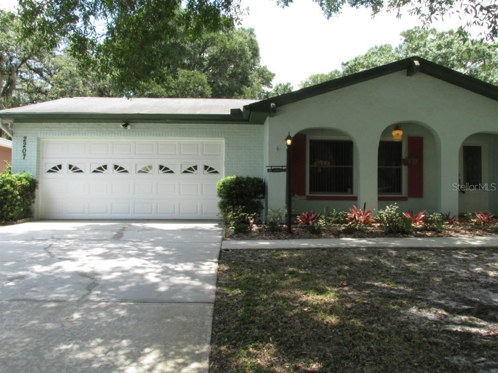 2207 Ladywood Ct., Brandon, FL 33511