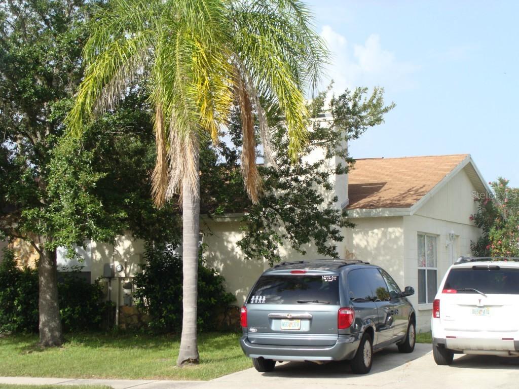 1202 Mohrlake Dr., Brandon, FL 33511