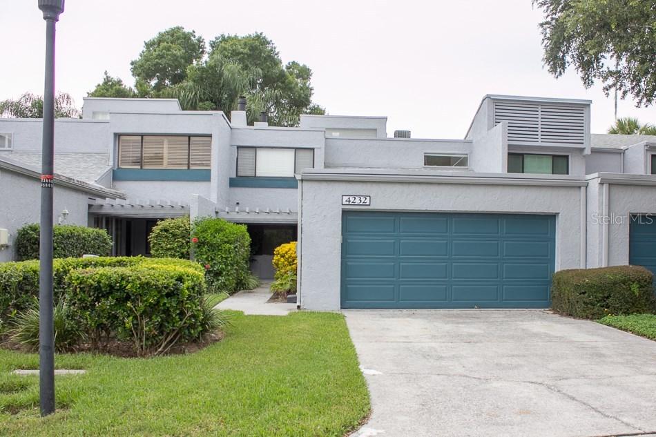 4232 Fairway Cir., Tampa, FL 33618