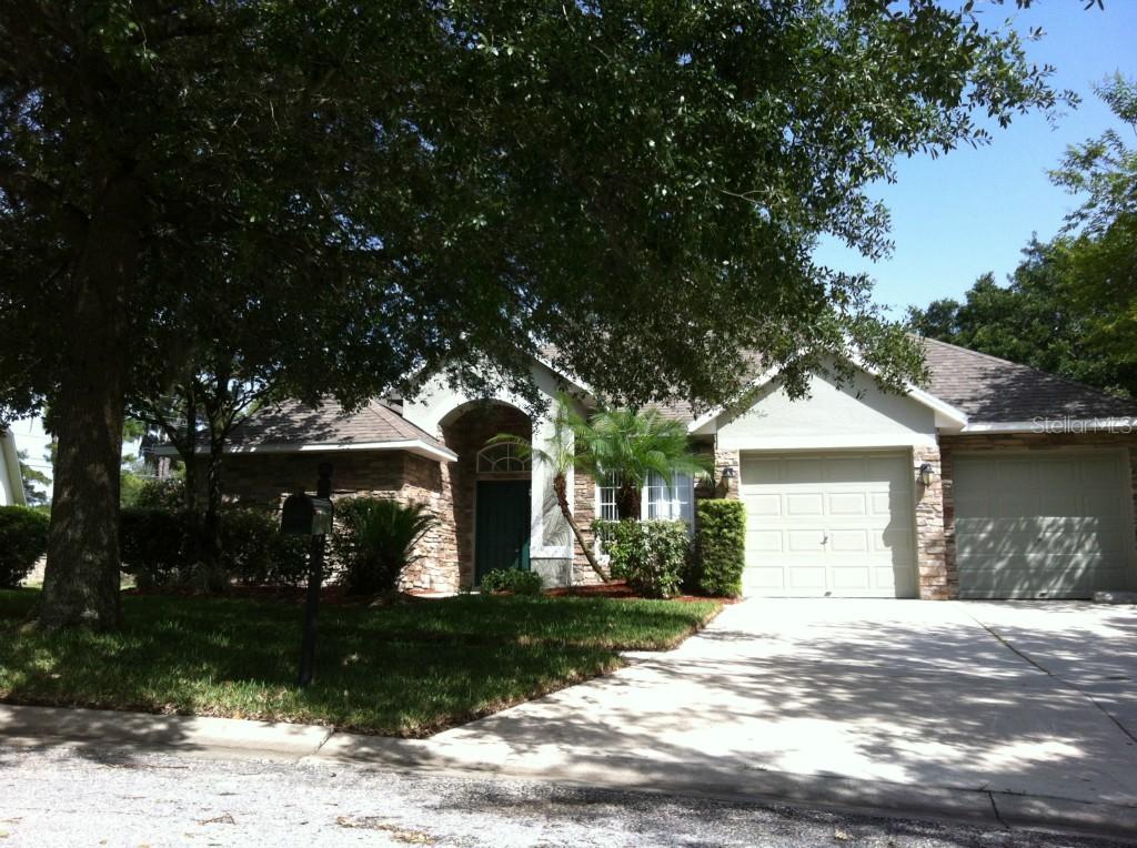 805 Woodcarver Ln., Brandon, FL 33510