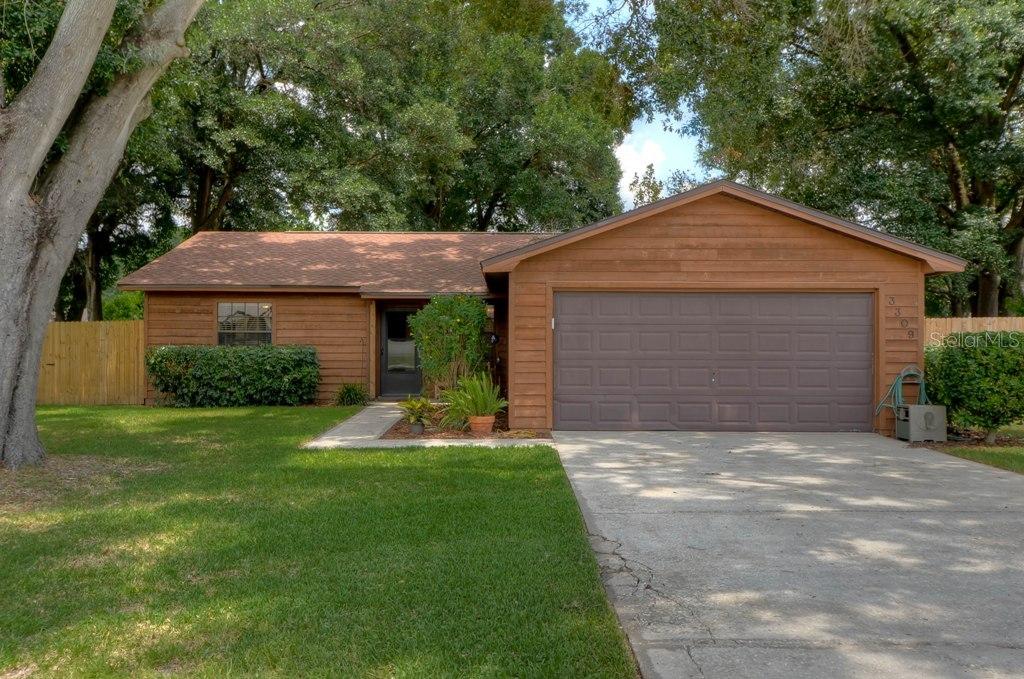 3309 King Charles Cir., Seffner, FL 33584